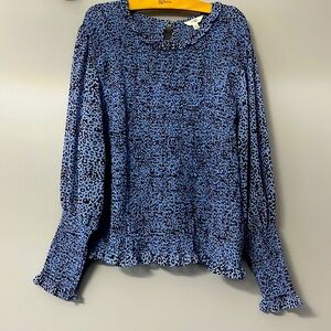 T E R R A & S K Y   S M O C K E D  T O P